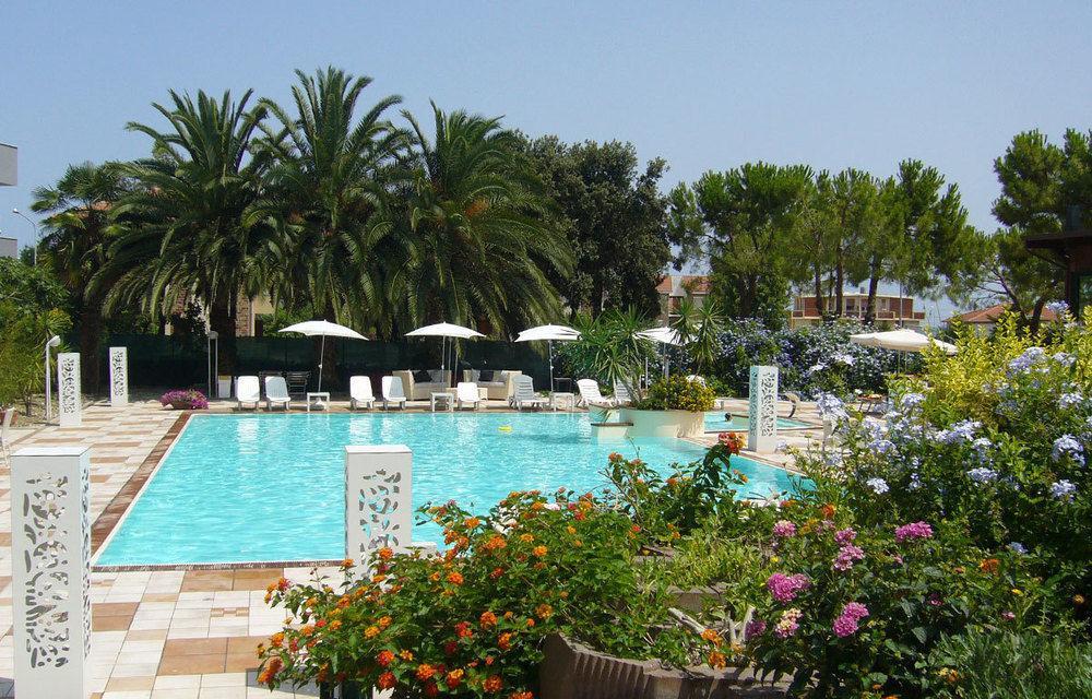 Eden Park Hotel